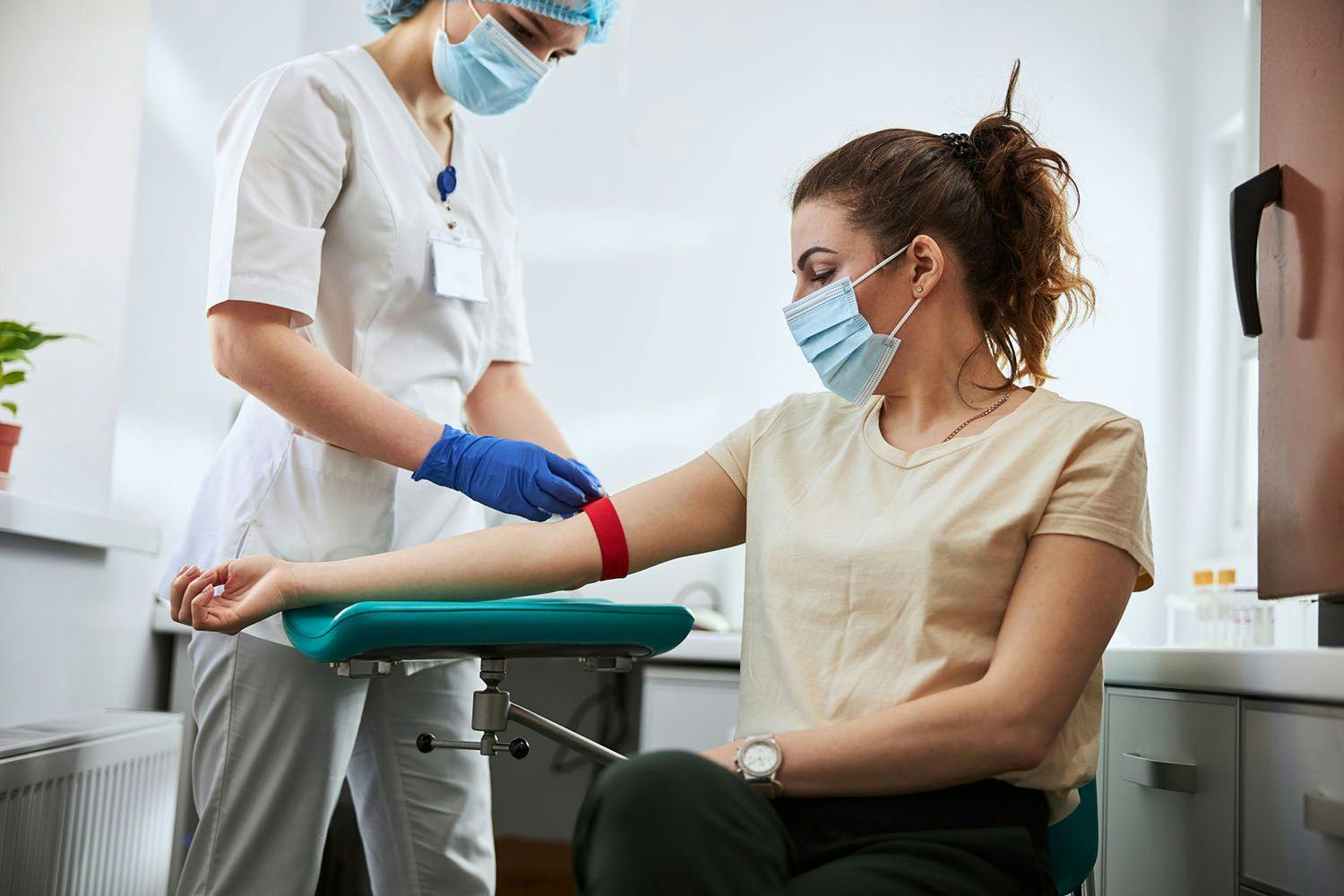 Do Phlebotomists Need Certification in California?