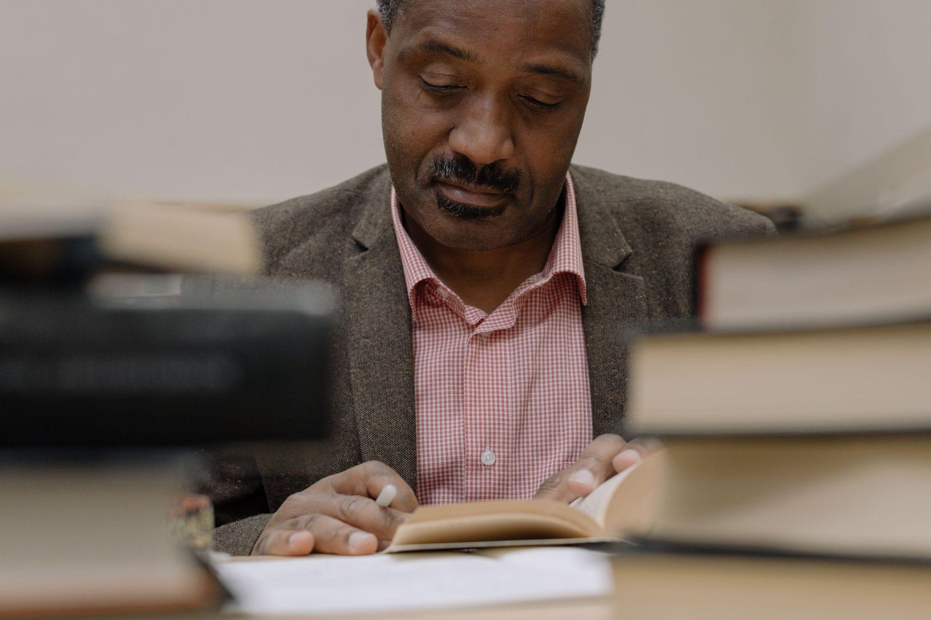 How to Find Financial Aid When You’re an Older Student or Returning to College